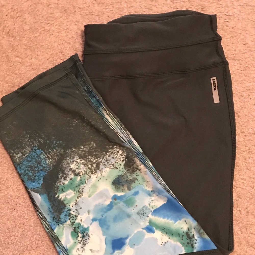 Reebok Capri length workout pants
